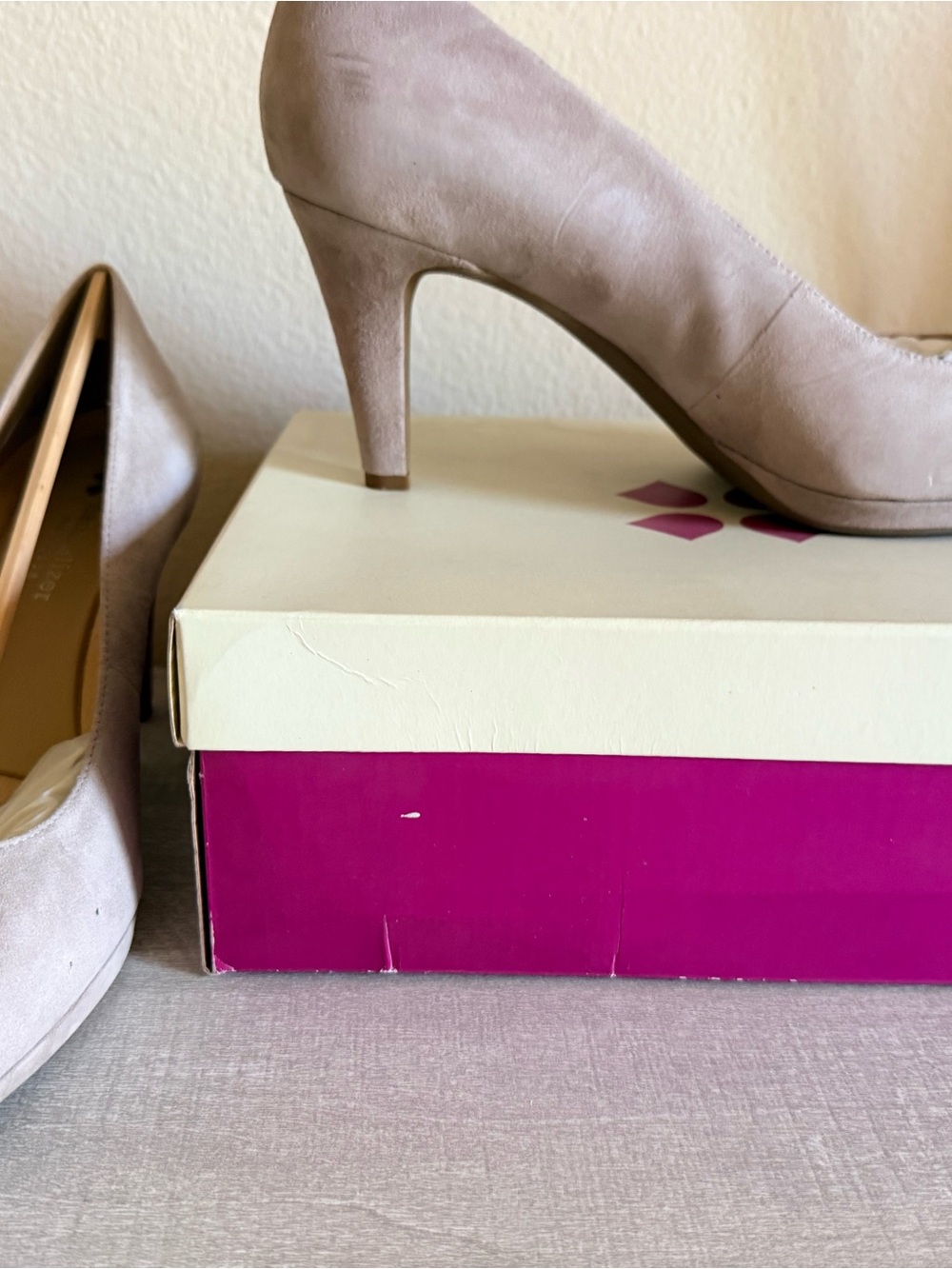 Naturalizer Taupe Suede Mid-Heel Pumps
